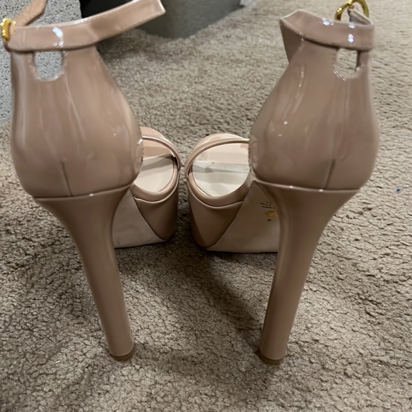 🌸STUART WEITZMAN - Picture 3 of 6